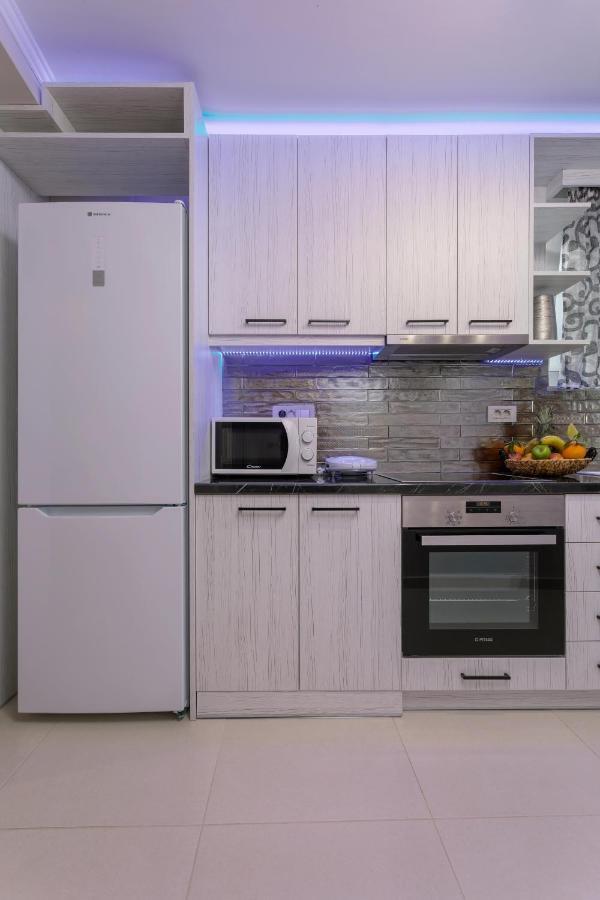 Apartment Evia's - New In Town! *