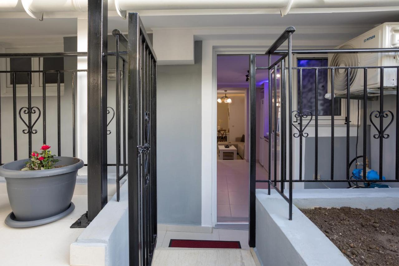 Apartment Evia's - New In Town! *