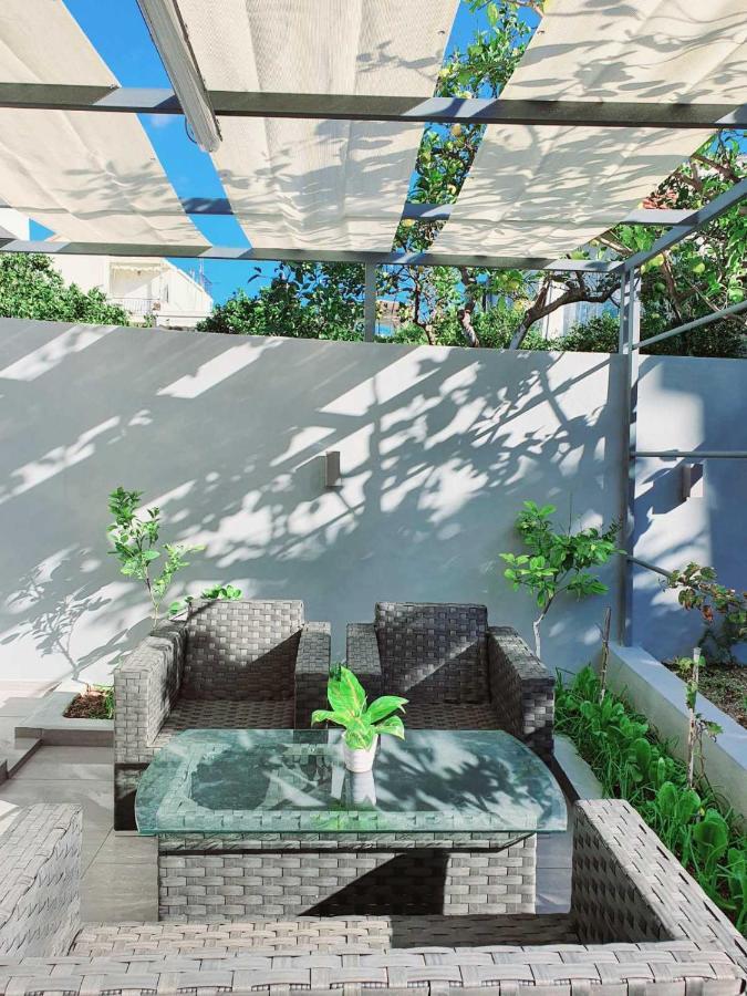 Apartment Evia's - New In Town!